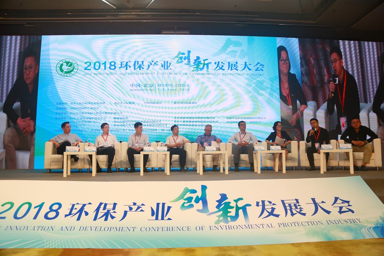 1528686079662545.jpg 5D6A9412.JPG